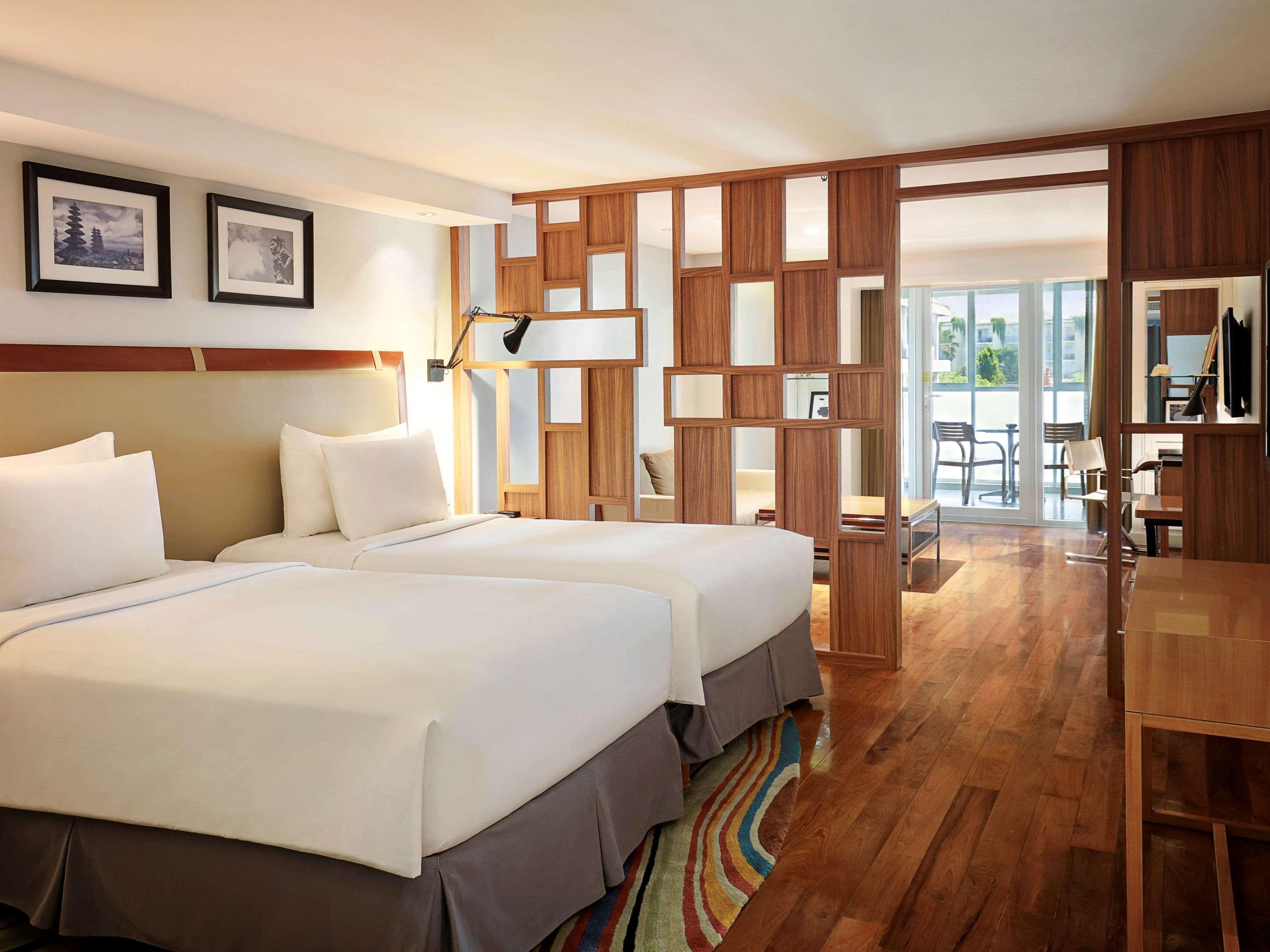 The Kuta Beach Heritage Hotel - Managed By Accor מראה חיצוני תמונה Deluxe Room