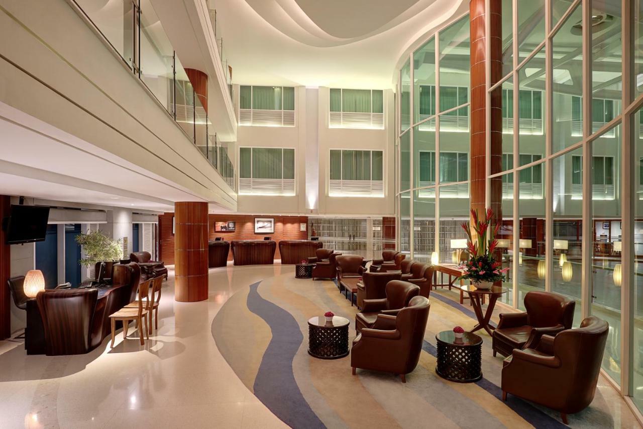 The Kuta Beach Heritage Hotel - Managed By Accor מראה חיצוני תמונה Lobby